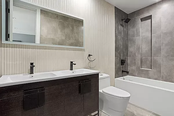 Sold by Avenues Real Estate | media 5