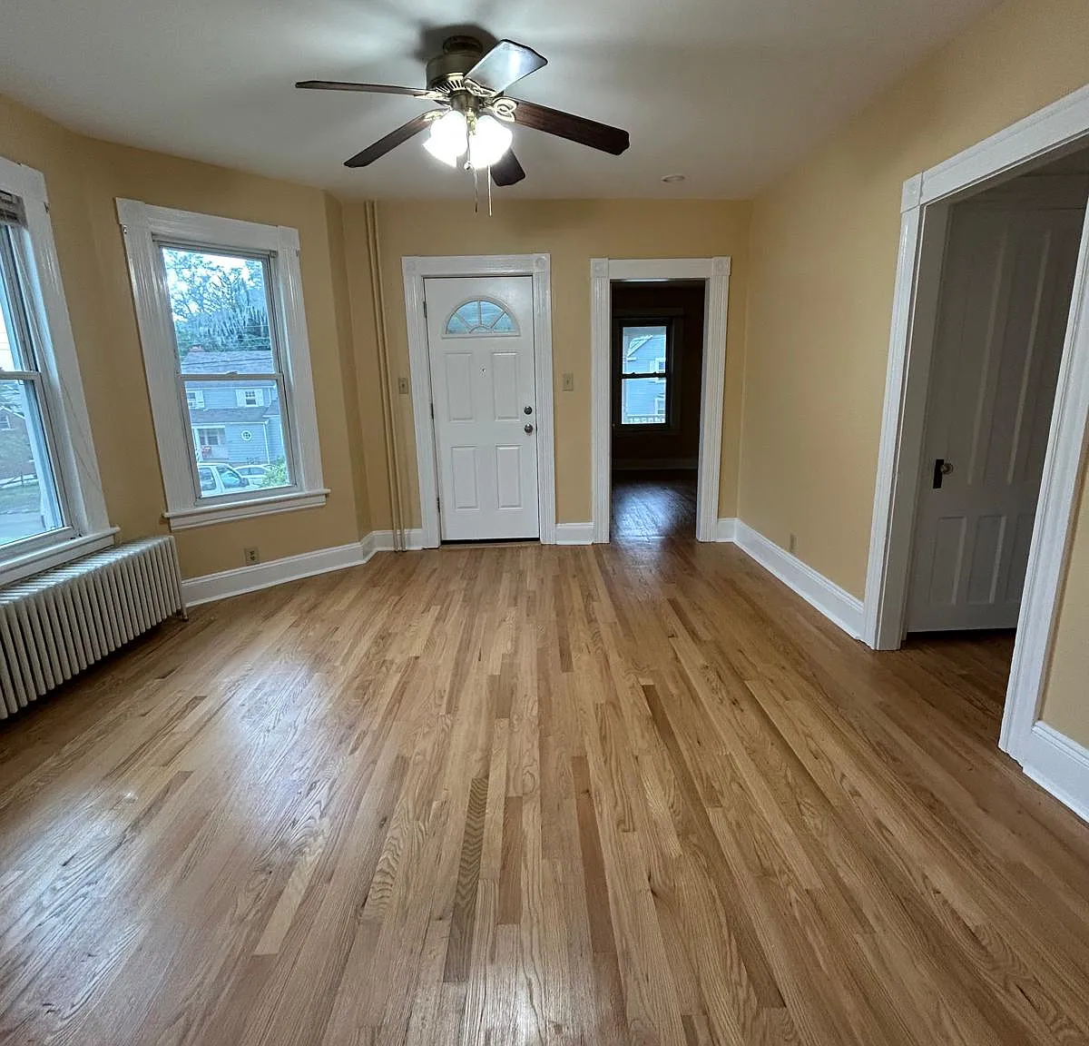 520 King St — Photo 1