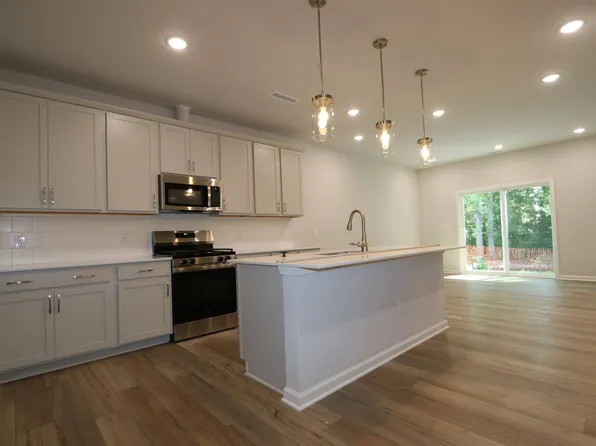2224 Bright Shore St, Raleigh, NC 27610
