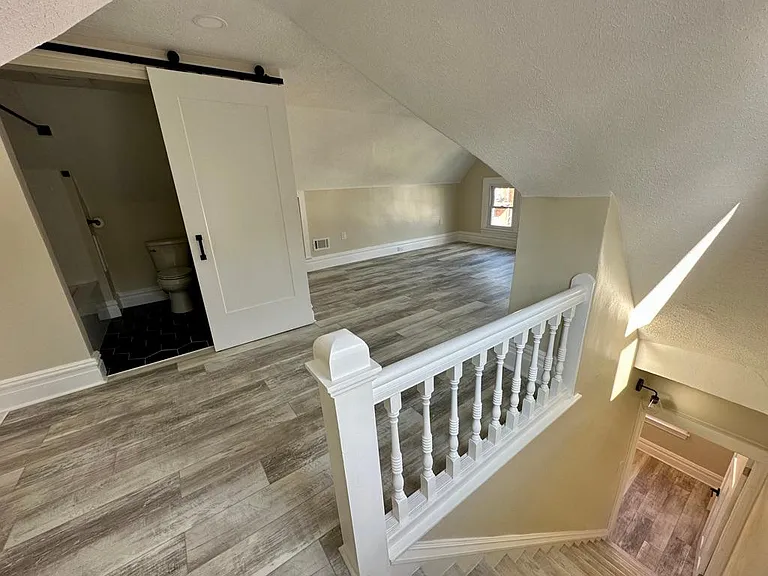 716 Southern Ave — Photo 22