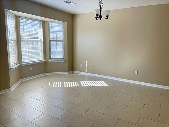 3rd image of 2401 24th St N