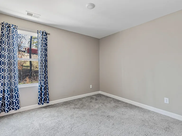 1727 Fenway Loop — Photo 16