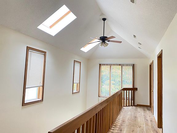 2nd floor hall way