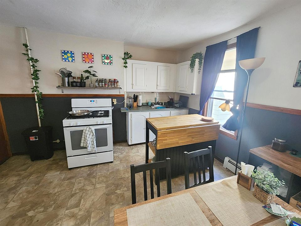 1st image of 11 Bristol St #5