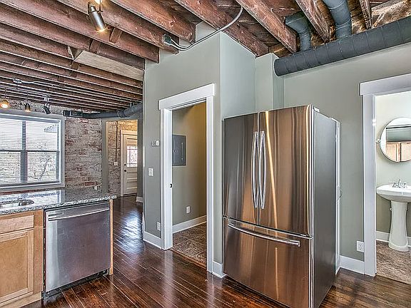 3rd image of 3325 Cuming St #3331