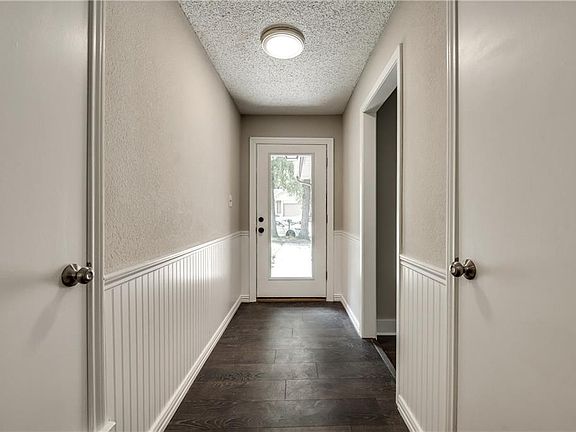 5th image of 5701 Elm Branch Dr