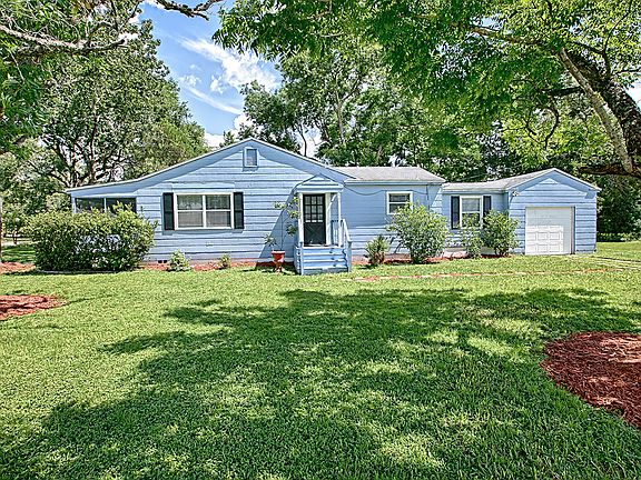 3rd image of 2509 Delaney Ave