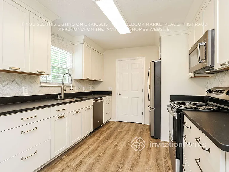 2108 Long Meadow Dr — Photo 7