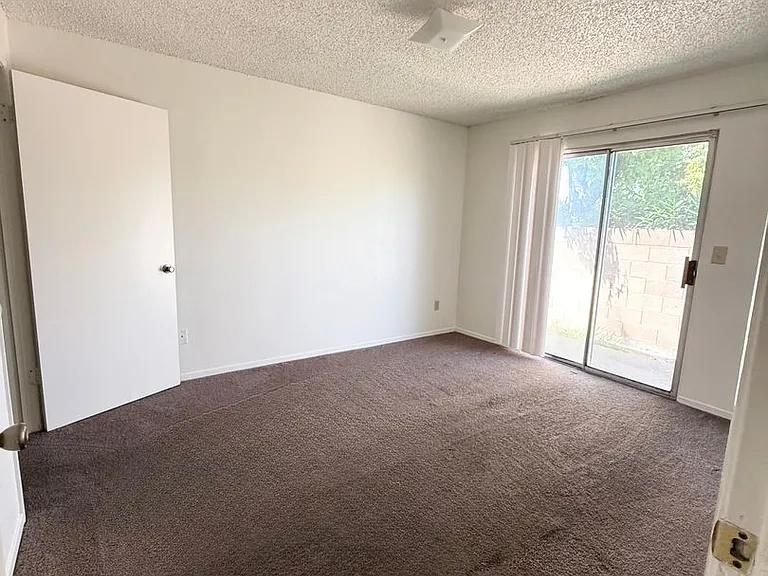 5291 E Kings Canyon Rd — Photo 6