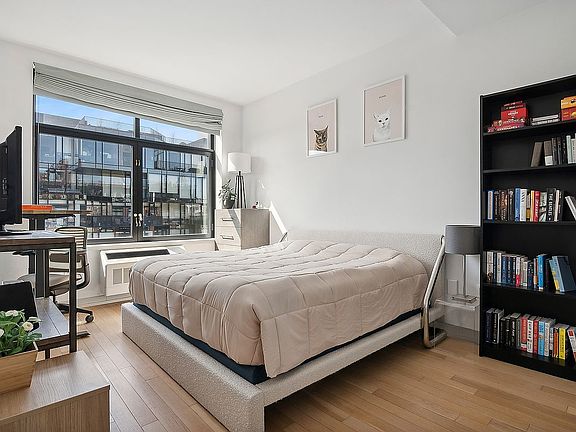 3rd image of 2145 44th Dr APT 6E