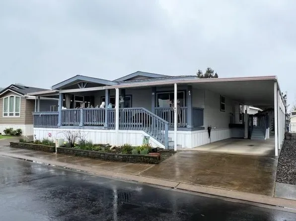 1000 E Central Ave Space 45, Sutherlin, OR 97479
