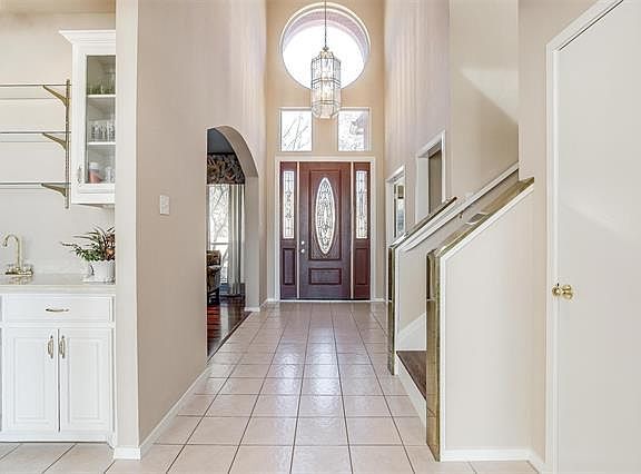 4th image of 1727 Richlen Way