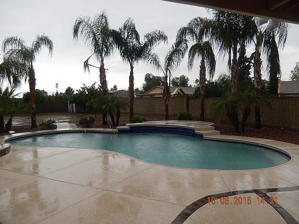 1st image of 17420 N 86th Ave