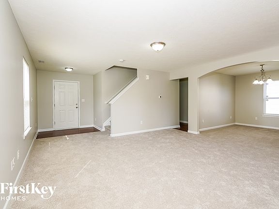 3rd image of 3421 Black Forest Ln