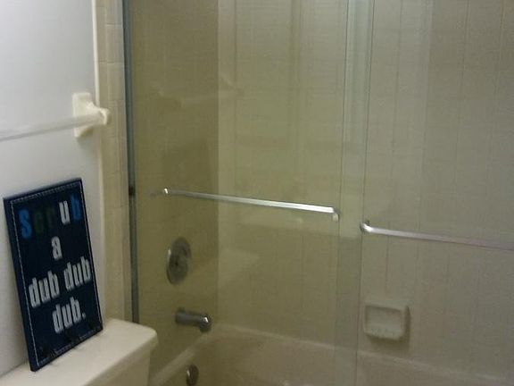 5th image of 10041 Maddox Ln APT 201