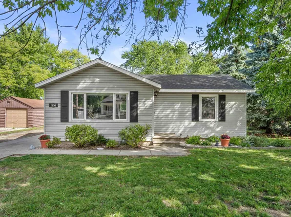 1757 Eastman Ave, Green Bay, WI 54302