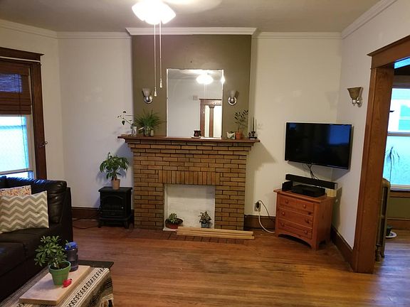 5th image of 262 Delaware Ave #1