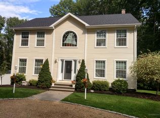 36 Ferncroft Rd, York, ME 03909