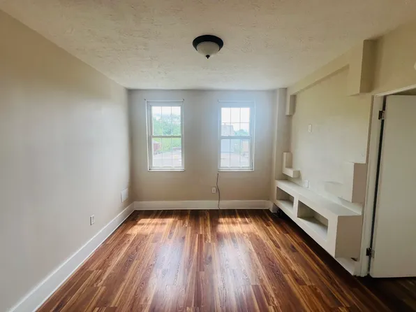 838 Ridge Ave APT 2F, Mc Kees Rocks, PA 15136