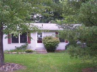 4748 Parkview Rd, West Farmington, OH 44491