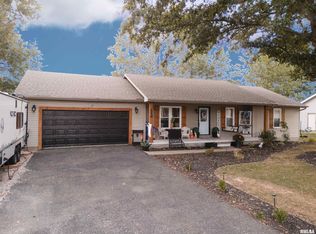 805 E Marshall St, Marion, IL 62959