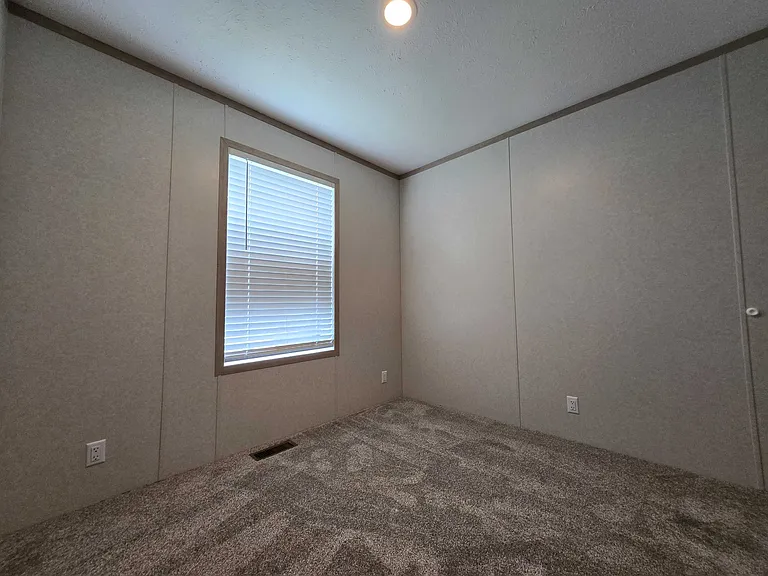 29800 Guilford Cir #288 — Photo 19