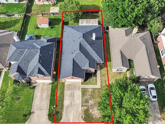 5th image of 2310 Highland Crossing Dr