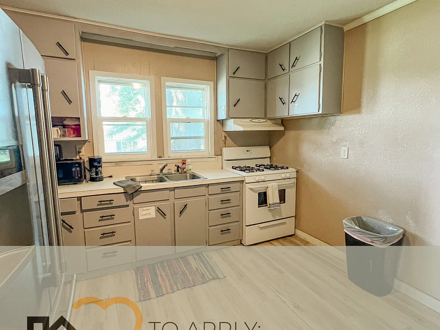 3 bed, 1.0 bath, 1200 sqft, $1,200 — Photo 3