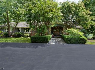 14 Hunter Rd, Lambertville, NJ 08530