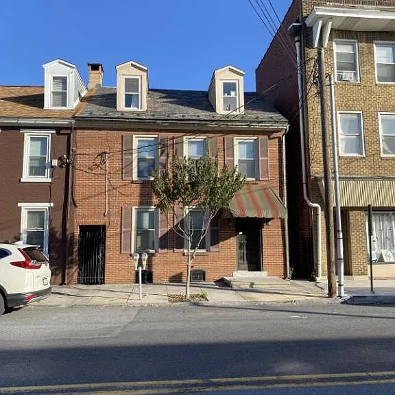 809 Chestnut St — Photo 14