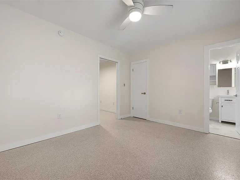308 Ohio Pl #1 — Photo 11