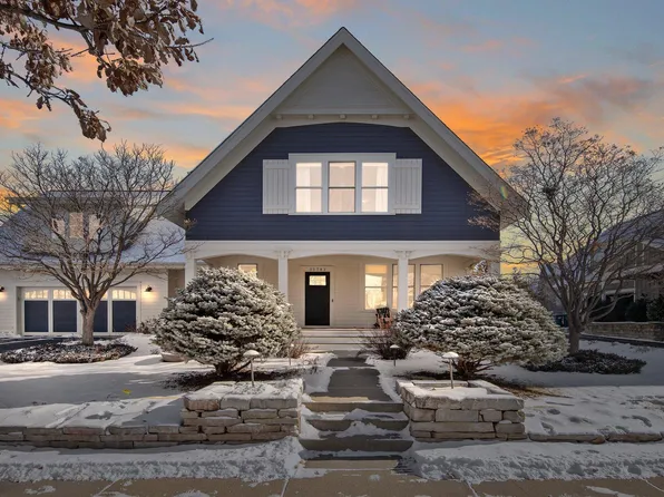 15782 Cobblestone Lake Pkwy, Apple Valley, MN 55124