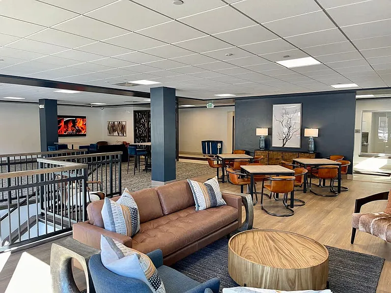Building's Lounge