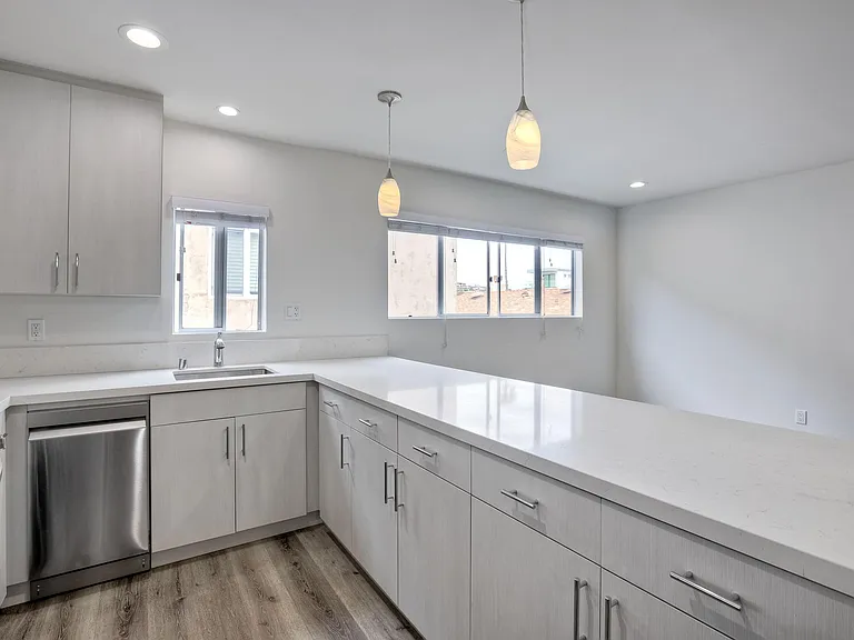 2903 Upshur St #1/2 — Photo 6
