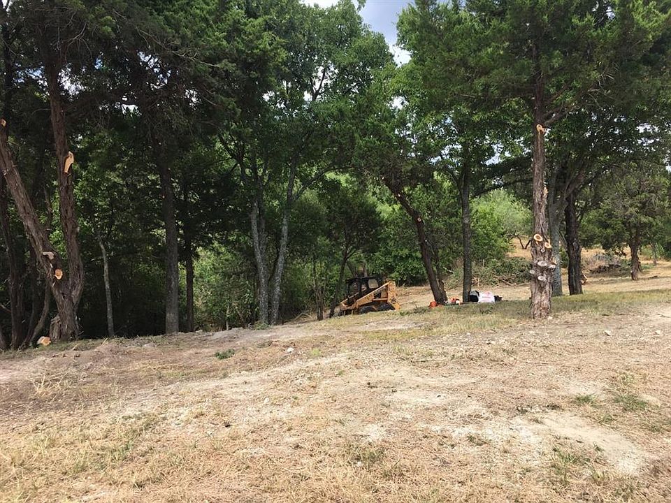 2nd image of 2401 Skyline Ct Lot 853