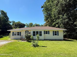 18 White Oak St, Jacksonville, NC 28540