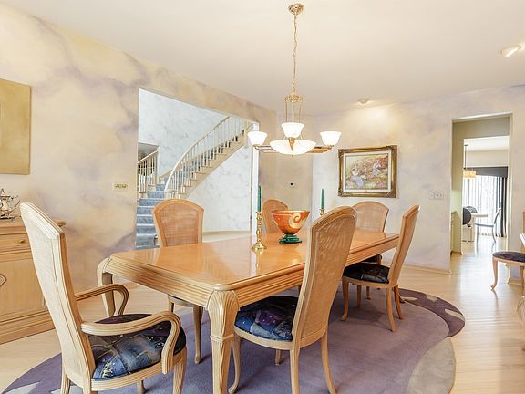 5th image of 2980 Kingston Dr
