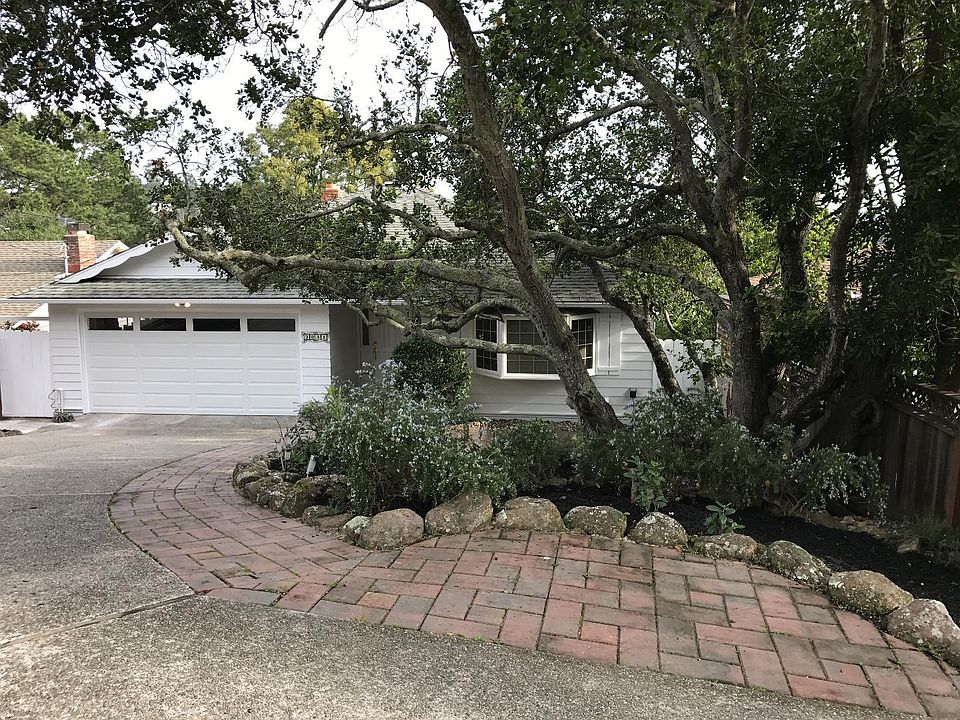 2nd image of 2031 Lyon Ave