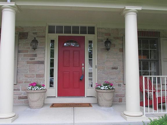 3rd image of 6020 Highland Hills Dr