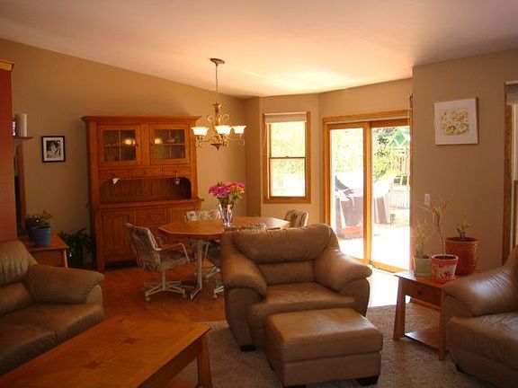 Cathedral Ceiling-New Carpet