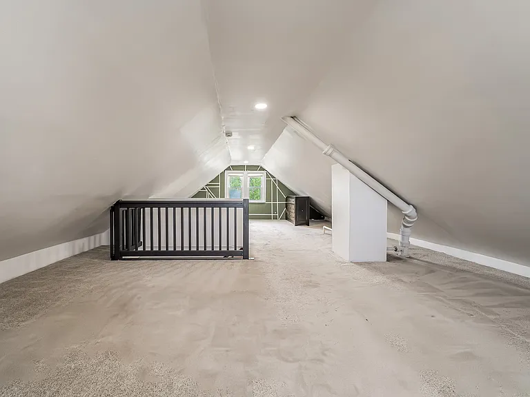 14520 Bayes Ave — Photo 3