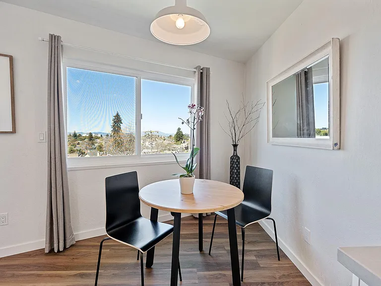 5270 College Ave #8 — Photo 7