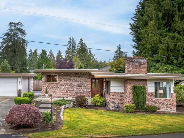 23026 102nd Place W, Edmonds, WA 98020
