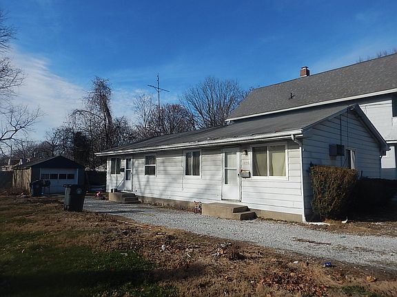 4th image of 1450 & 1452 Marcy St