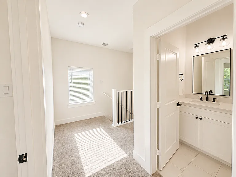 2218 Polk St — Photo 18
