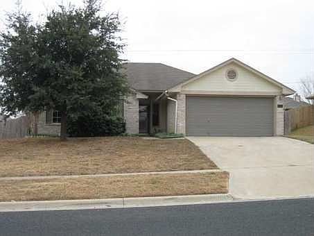 1st image of 5104 Parkwood Dr