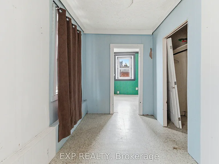 20 Colborne St S #1 — Photo 23