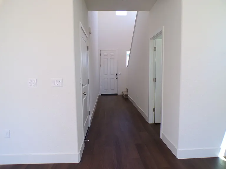 4333 Frontier Way — Photo 7