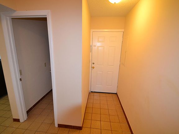 2nd image of 170 Paradise Blvd #17012