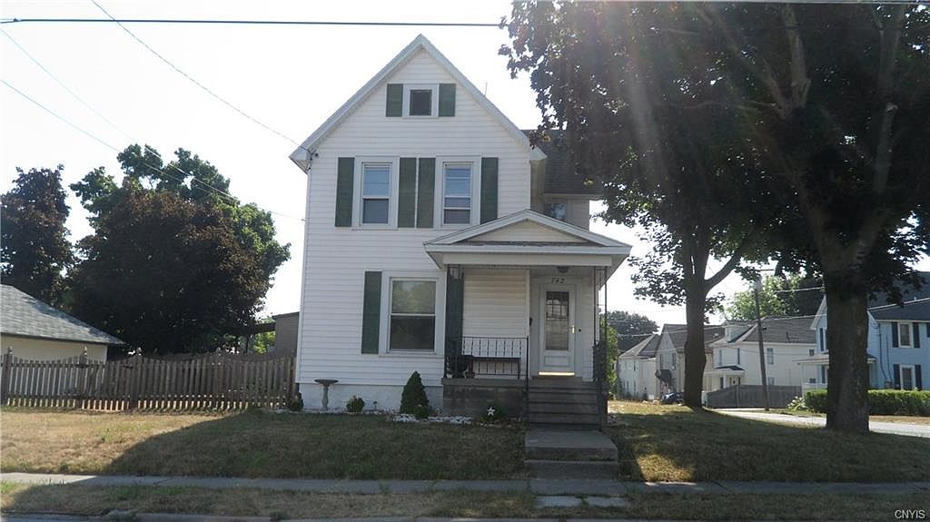 742 Davidson St, Watertown, NY 13601 Zillow